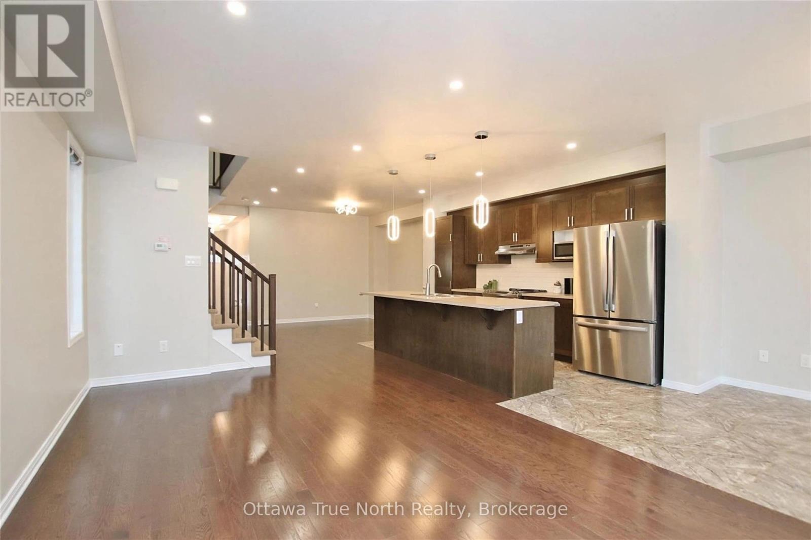647 Gabriola Way, Ottawa, Ontario  K2T 0E2 - Photo 10 - X13885454