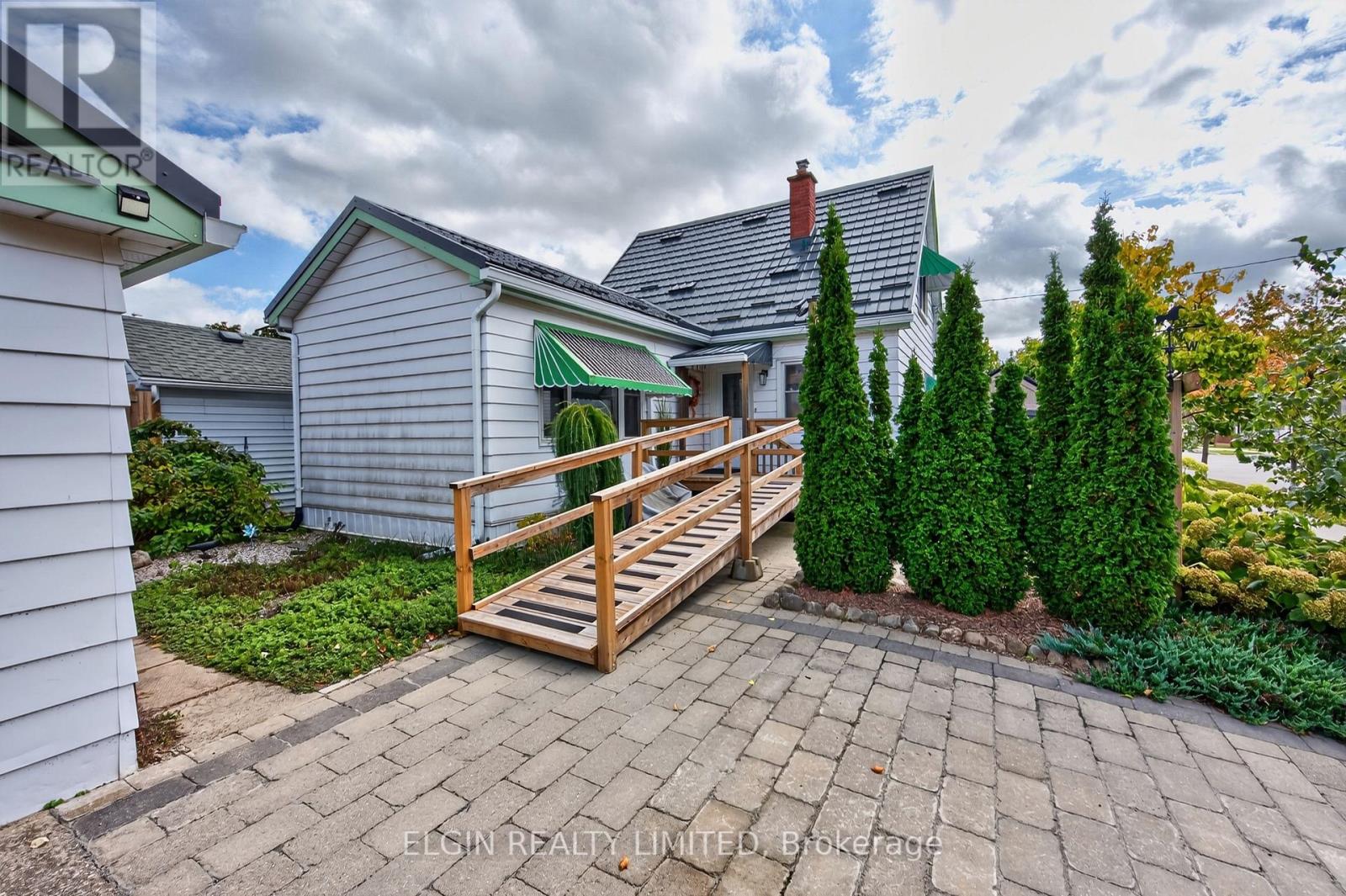 1 Trafalgar Street, St. Thomas, Ontario  N5P 1N8 - Photo 10 - X14085094