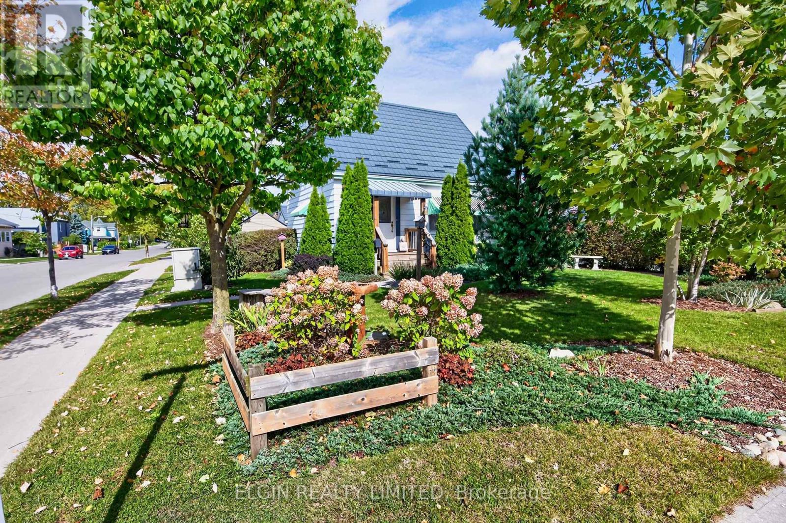 1 Trafalgar Street, St. Thomas, Ontario  N5P 1N8 - Photo 3 - X14085094