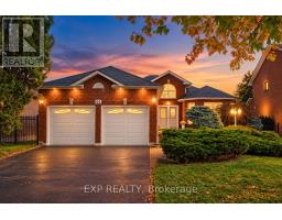 44 FINNEGAN PLACE, Whitby, Ontario