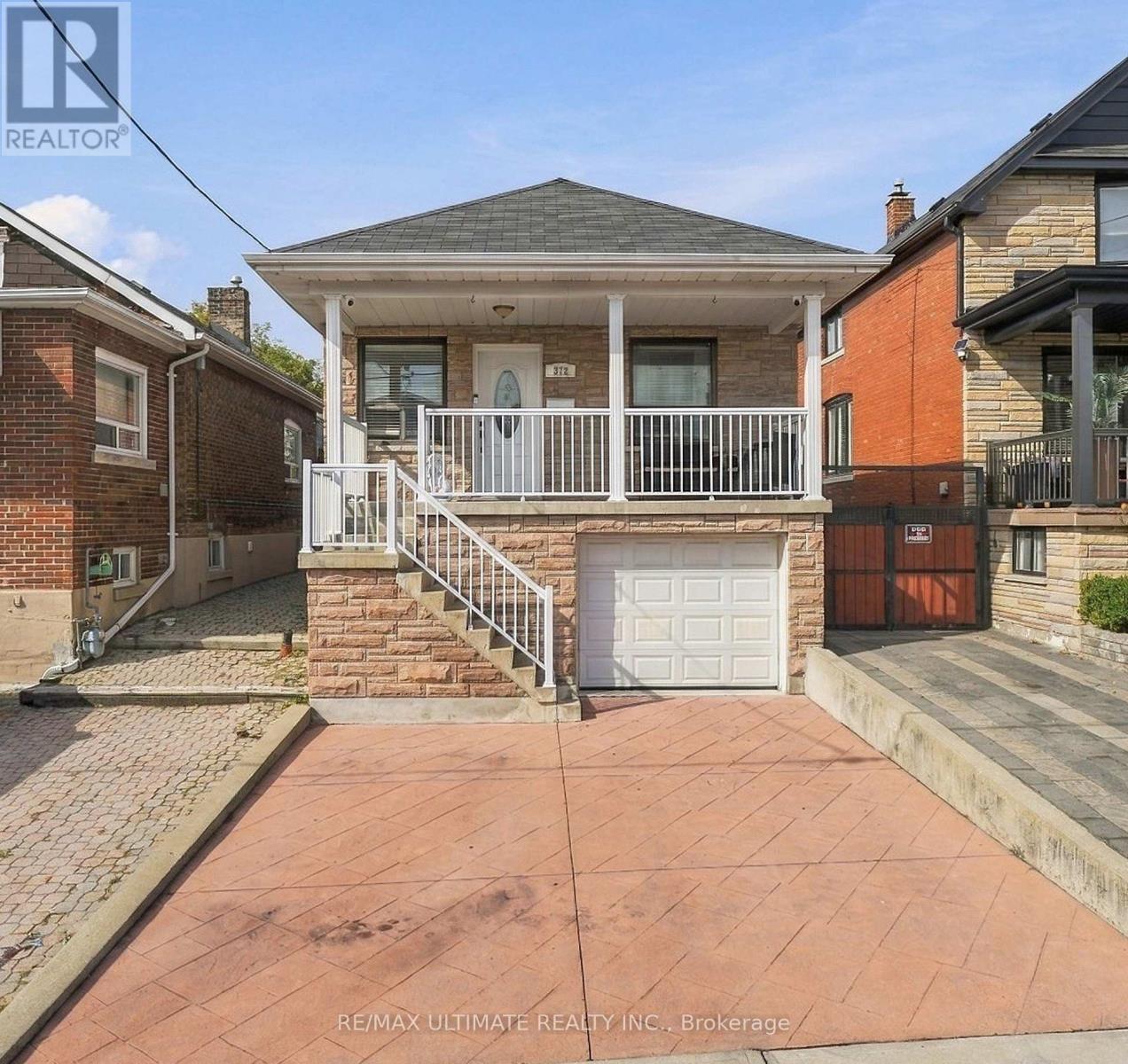 372 BLACKTHORN AVENUE, toronto (keelesdale-eglinton west), Ontario