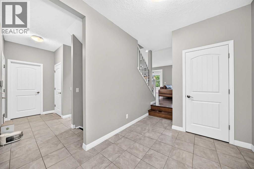 164 Auburn Springs Close SE