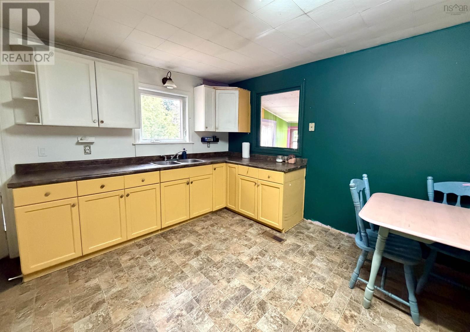 14967 Highway 1, Wilmot, Nova Scotia  B0P 1W0 - Photo 6 - 202624722