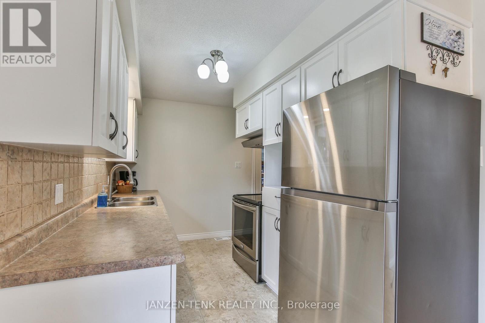 401 19 Highway, Tillsonburg, Ontario  N4G 4G9 - Photo 10 - X14085098