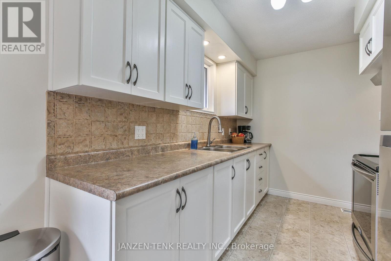 401 19 Highway, Tillsonburg, Ontario  N4G 4G9 - Photo 11 - X14085098