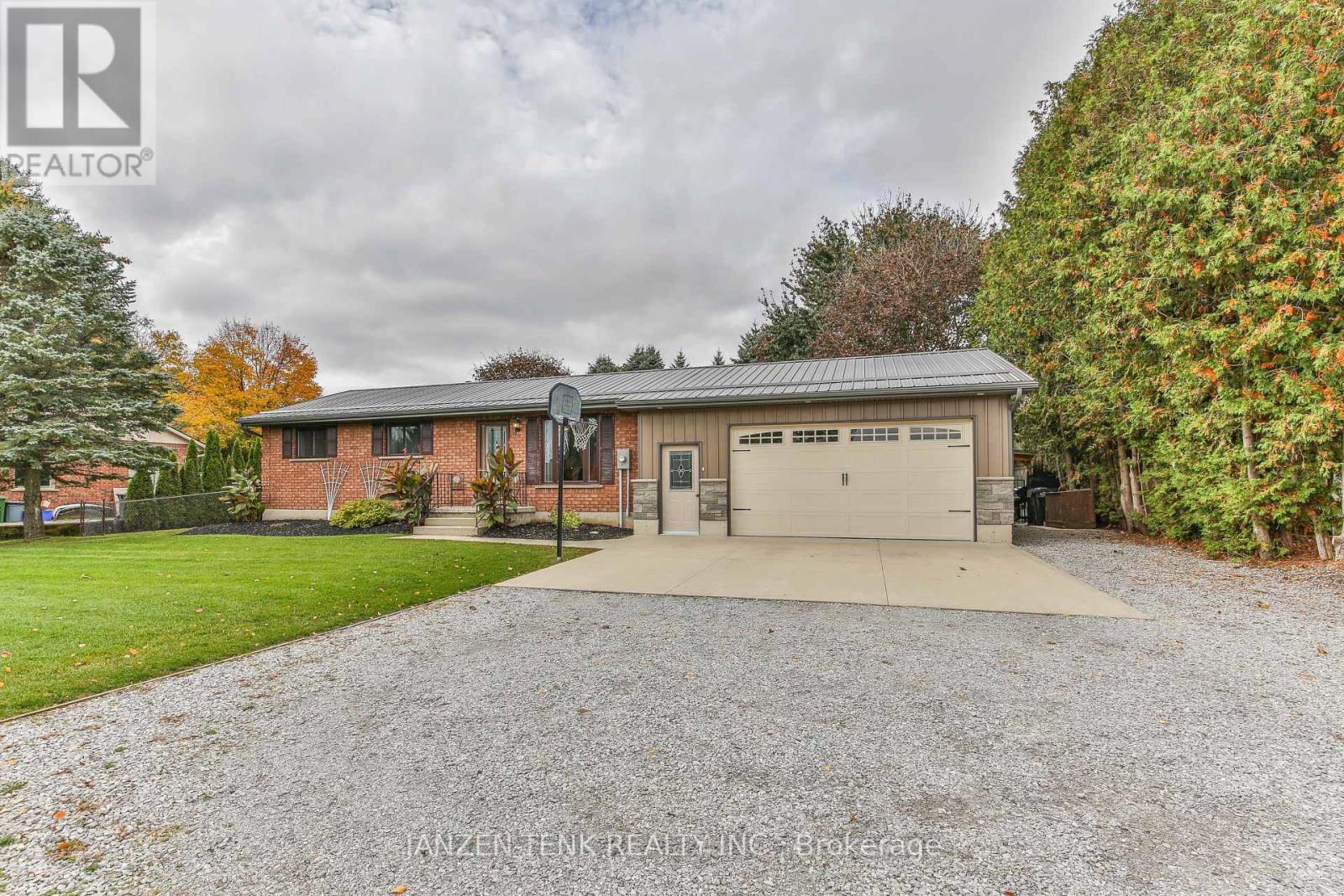 401 19 Highway, Tillsonburg, Ontario  N4G 4G9 - Photo 4 - X14085098