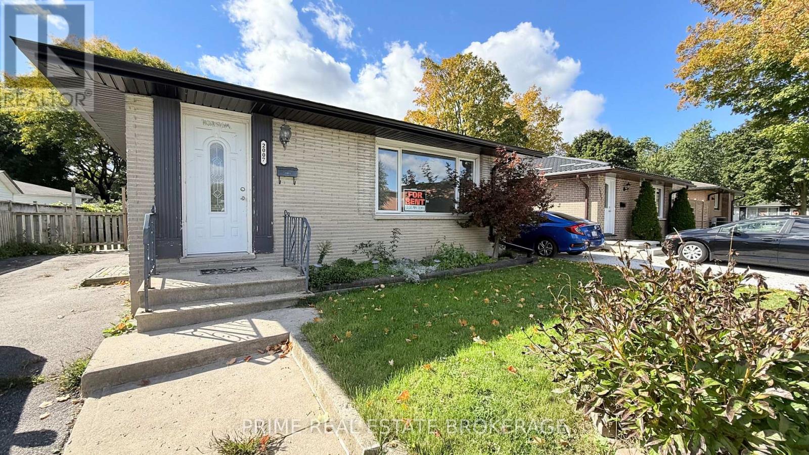 2007 Royal Crescent, London East, Ontario  N5V 1P1 - Photo 2 - X14085108