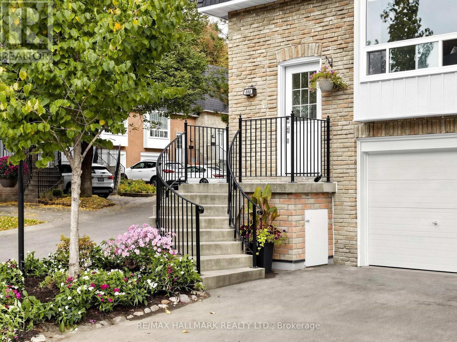 282 ROYAL ORCHARD BOULEVARD, Markham, Ontario