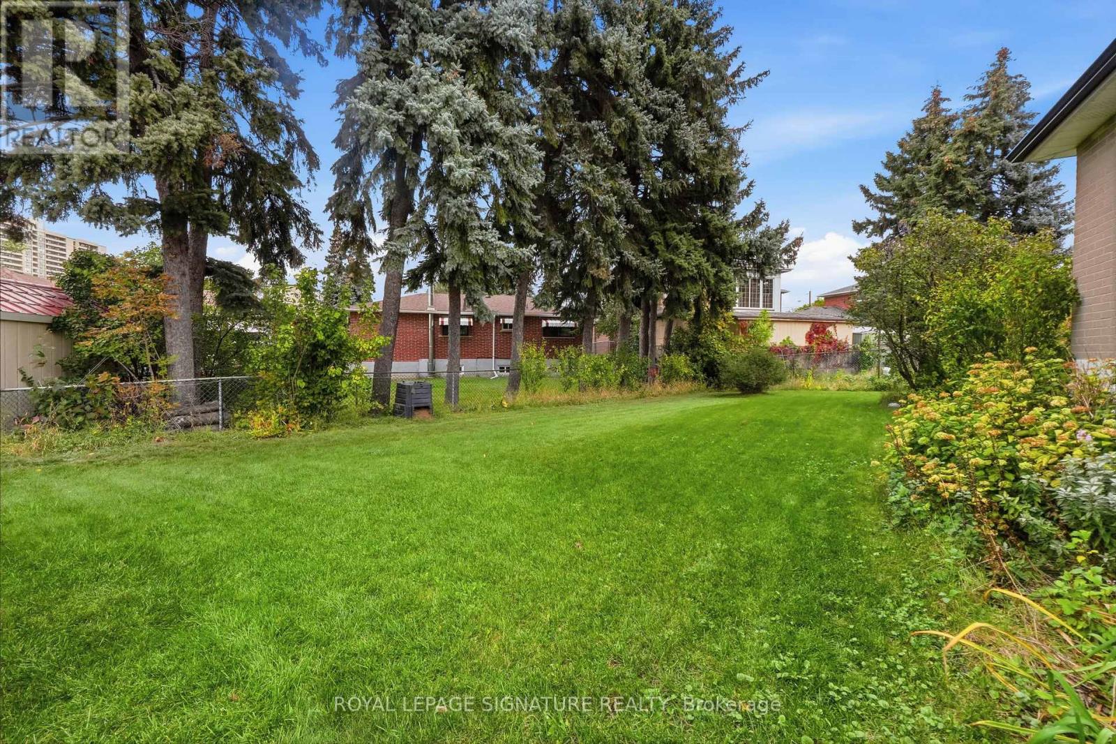 50 Killamarsh Drive, Toronto, Ontario  M3J 1J3 - Photo 34 - W14085112