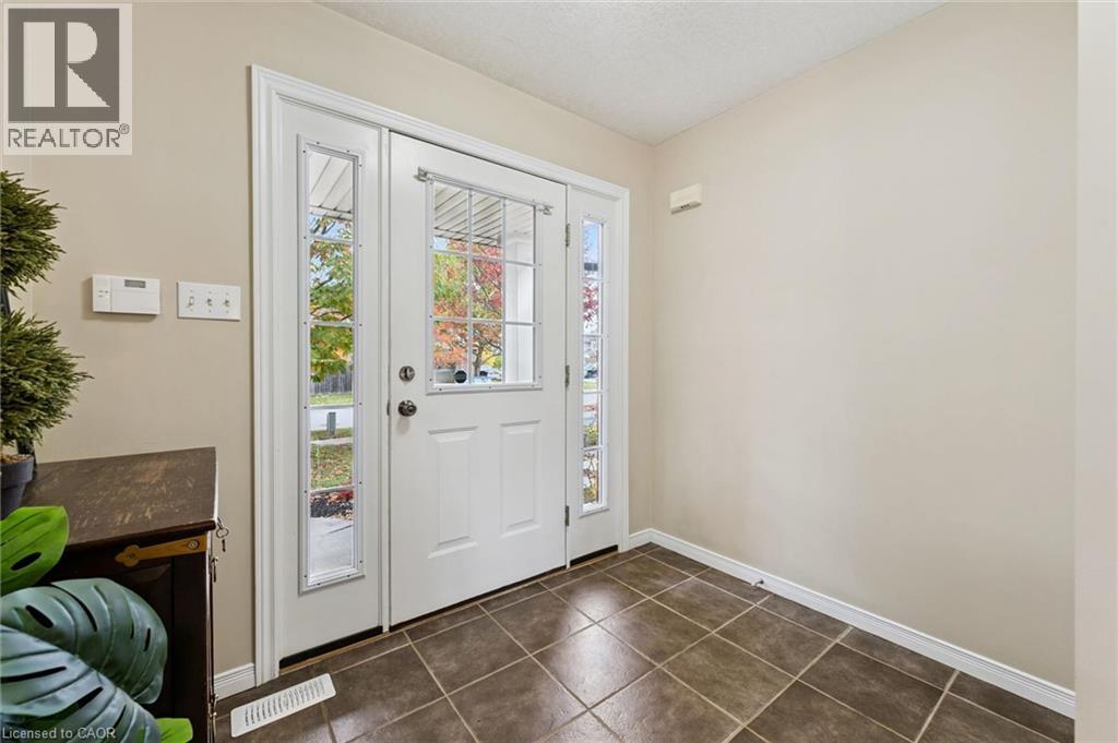 8 Walker Way, Guelph, Ontario  N1L 1T7 - Photo 6 - 40870847