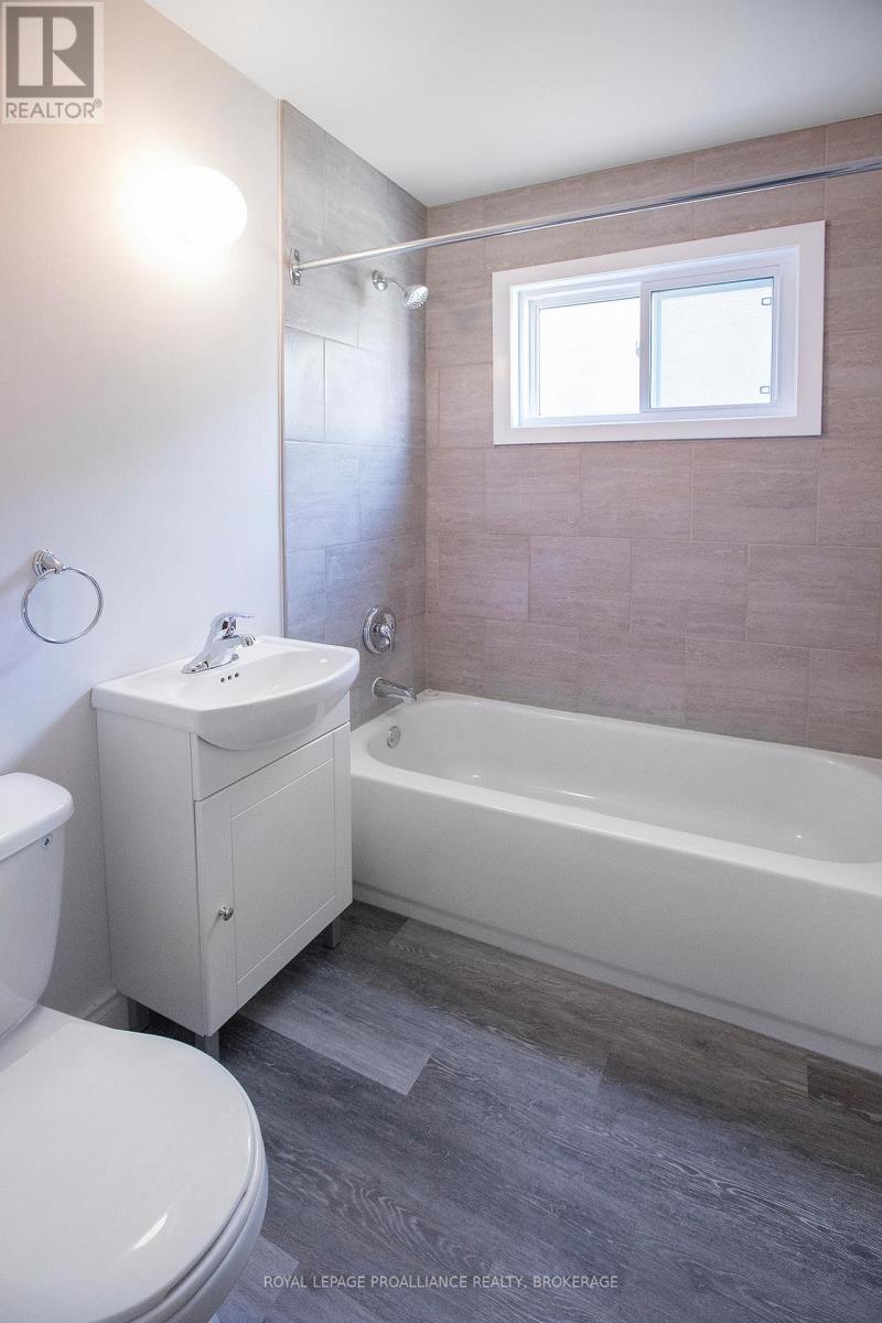 92 Gardiner Street, Kingston, Ontario  K7M 1A7 - Photo 12 - X14085170