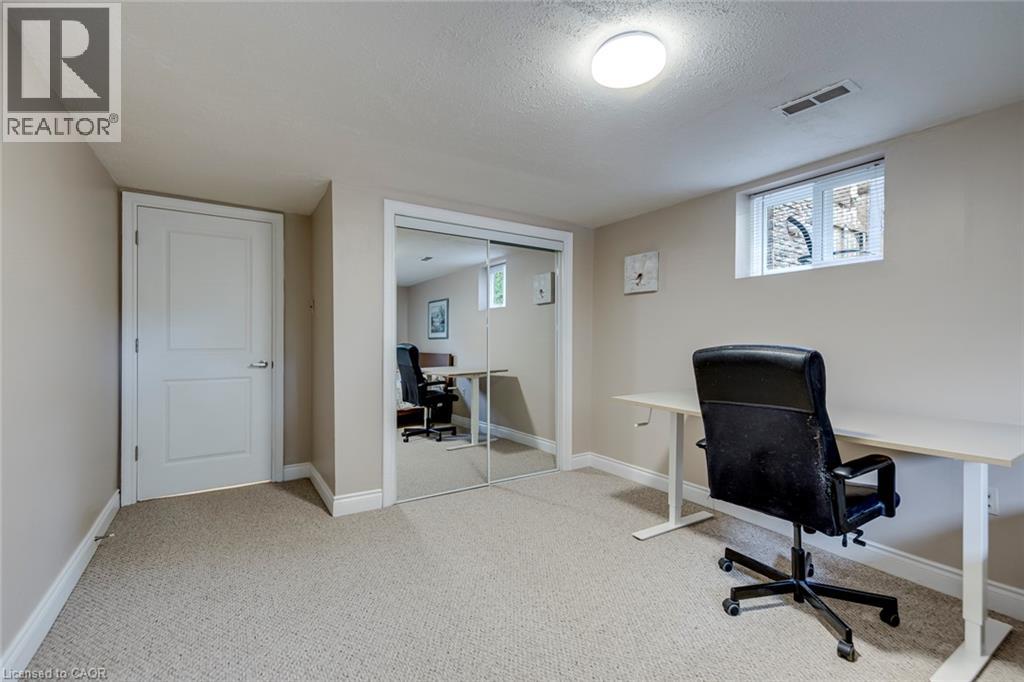 625 Belvenia Road, Burlington, Ontario  L7L 4Z3 - Photo 32 - 40868936