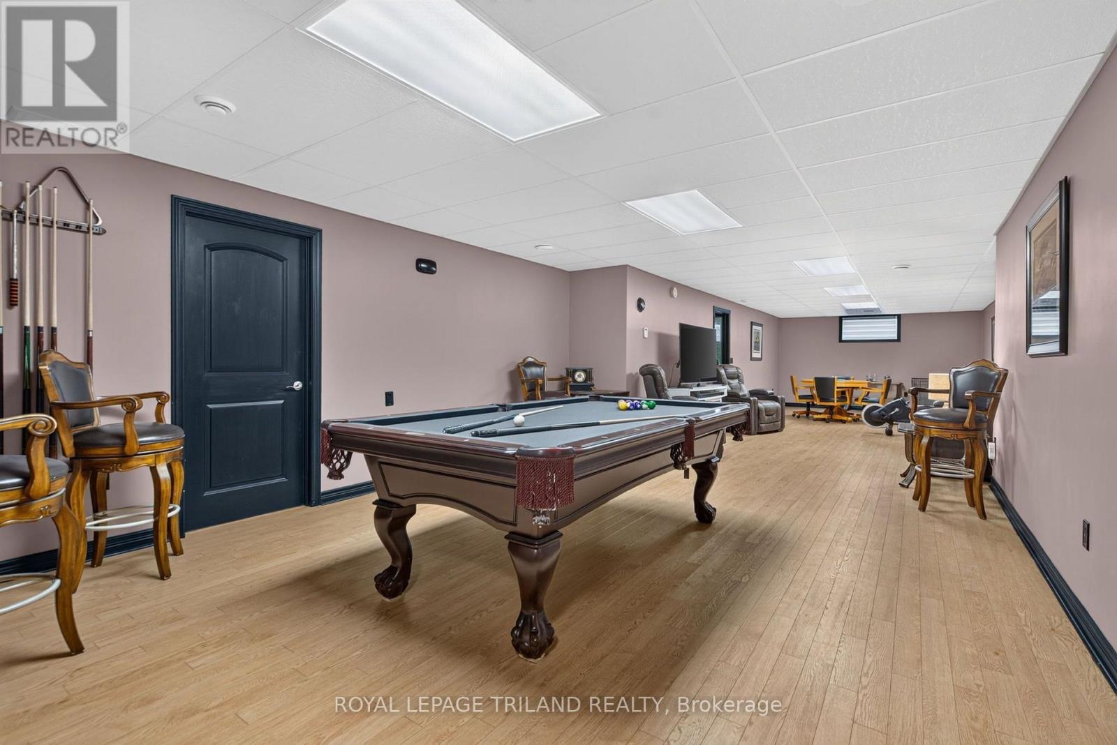 8578 Vance Drive, Lambton Shores, Ontario  N0N 1J7 - Photo 40 - X14085166