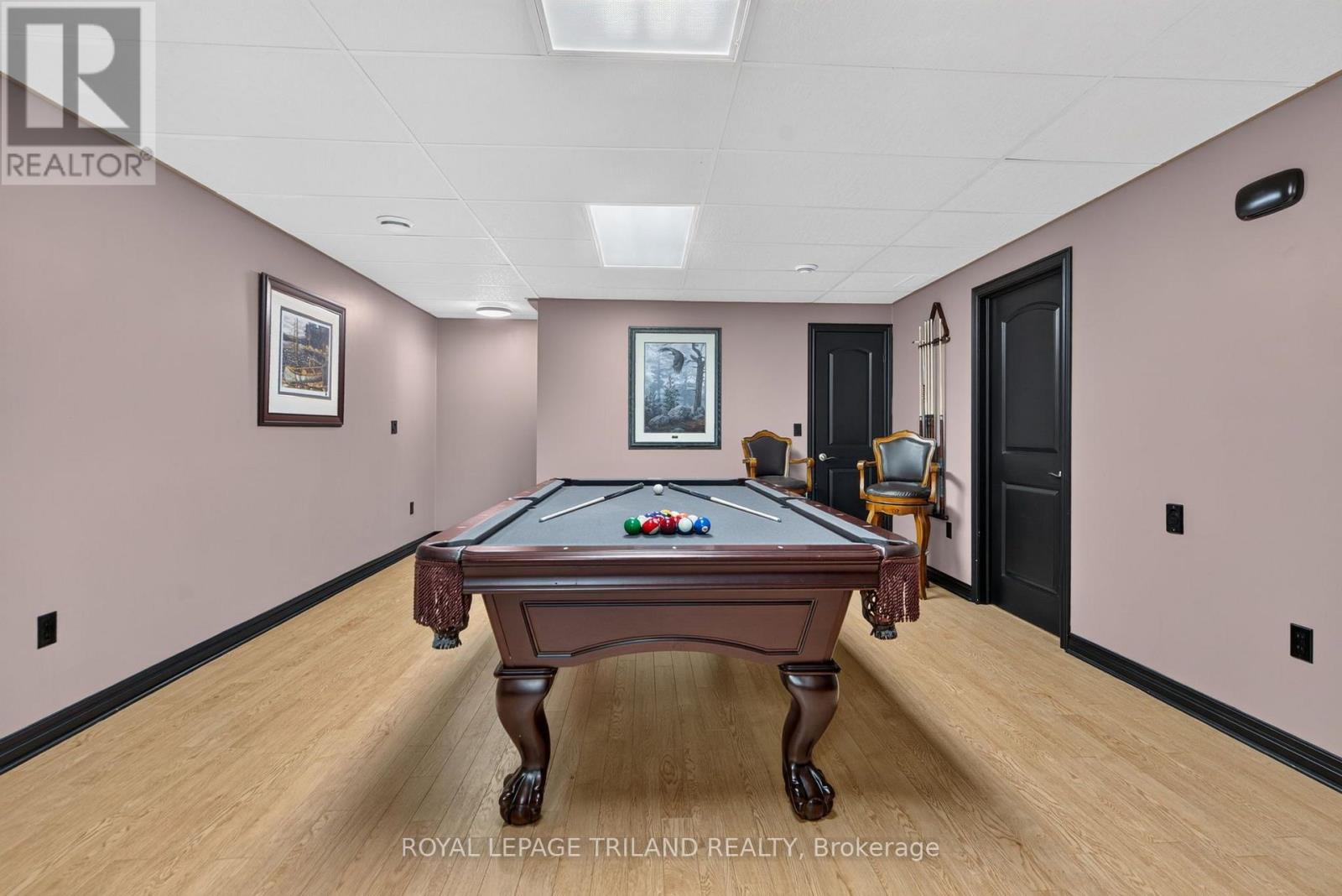 8578 Vance Drive, Lambton Shores, Ontario  N0N 1J7 - Photo 41 - X14085166
