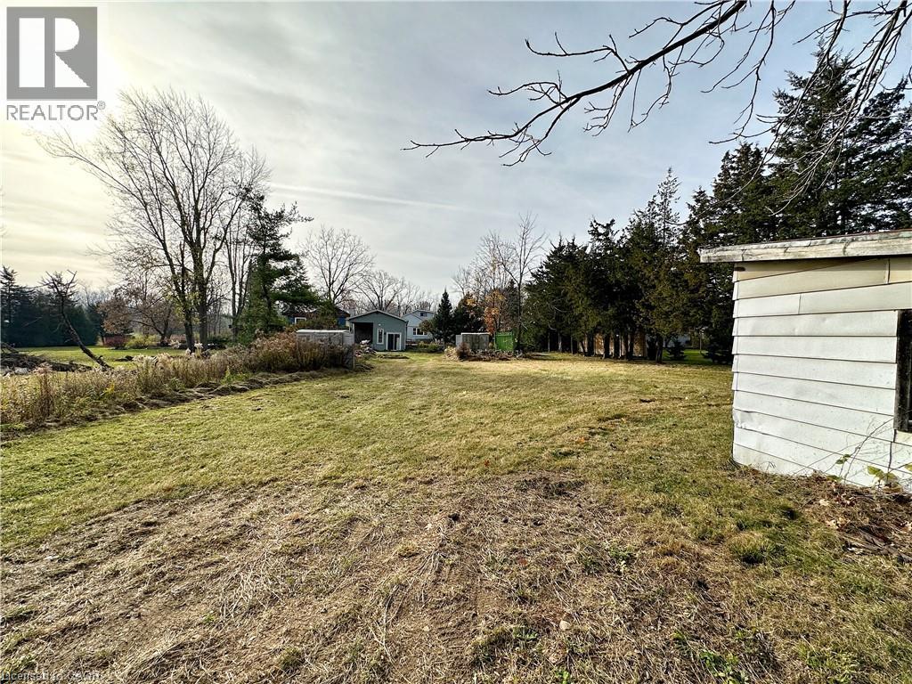 49 Ridge Road E, Grimsby, Ontario  L3M 4E7 - Photo 17 - 40870599