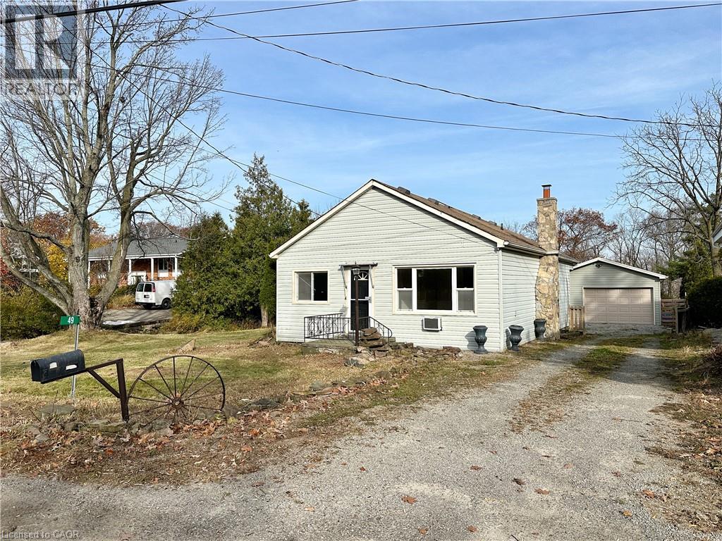 49 Ridge Road E, Grimsby, Ontario  L3M 4E7 - Photo 4 - 40870599