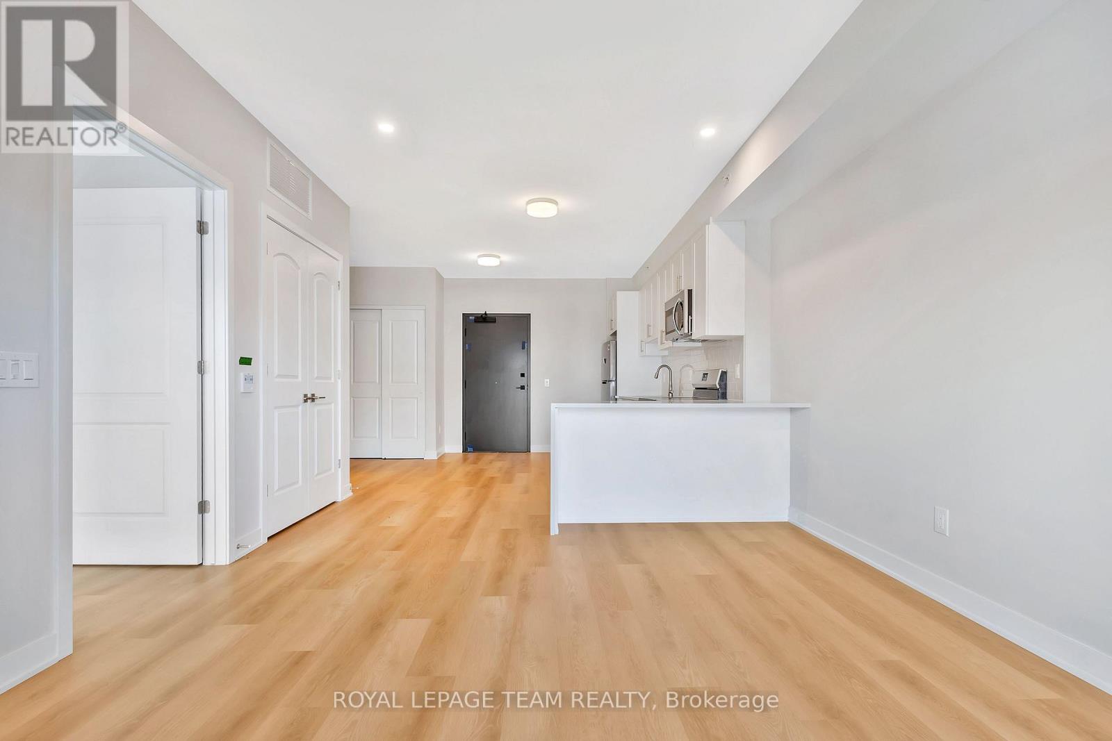 210 - 2370 Tenth Line Road, Ottawa, Ontario  K4A 5V1 - Photo 6 - X14085162