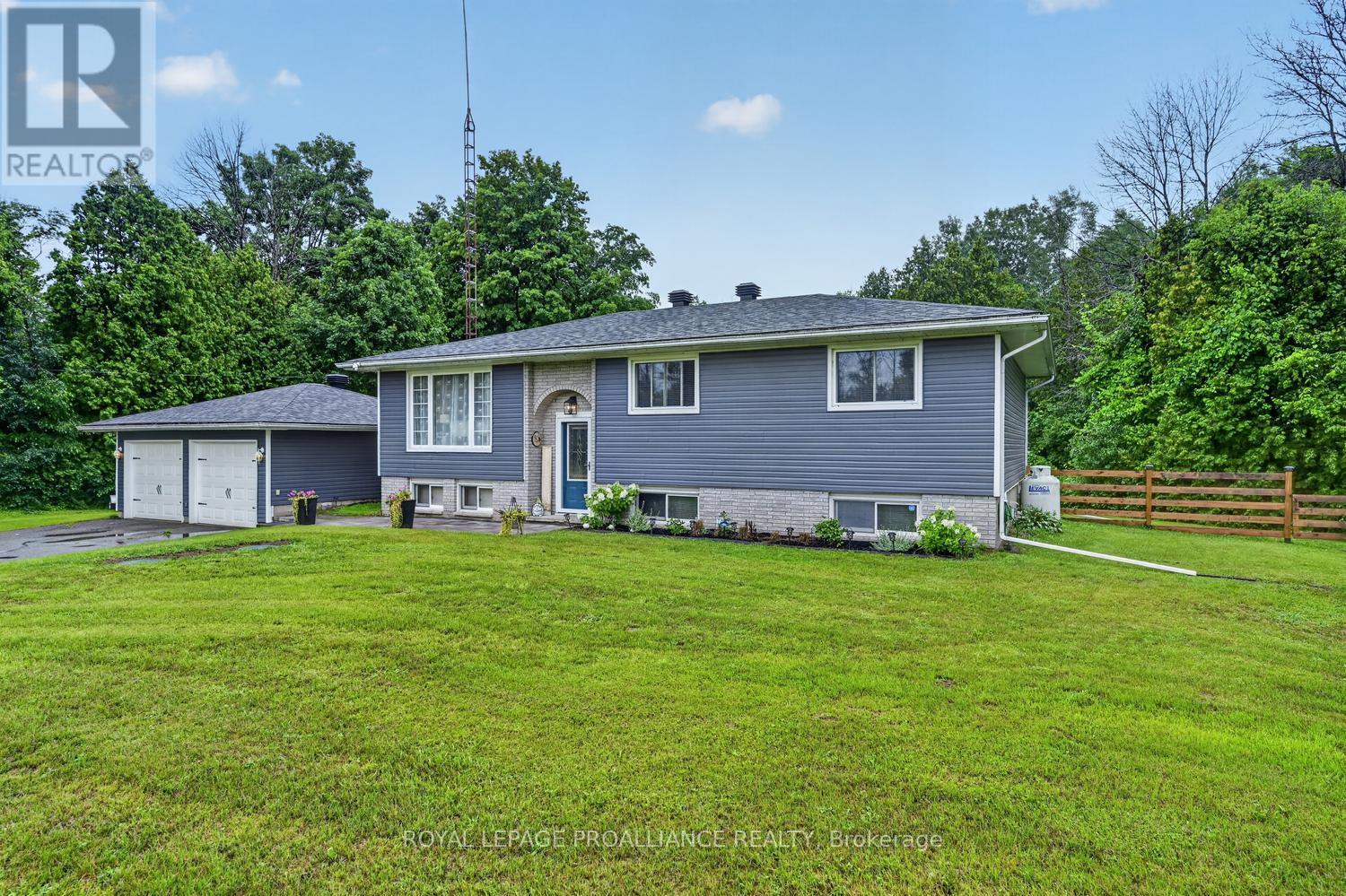 2950 MERWIN LANE, Augusta, Ontario