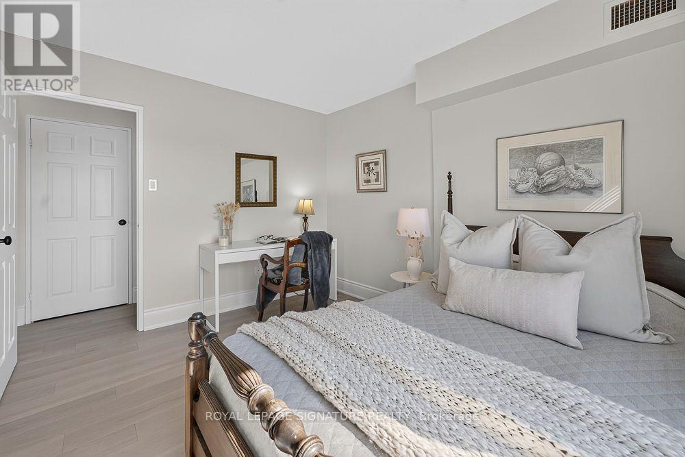 1708 - 1515 Lakeshore Road, Mississauga, Ontario  L5E 3E3 - Photo 16 - W14081406