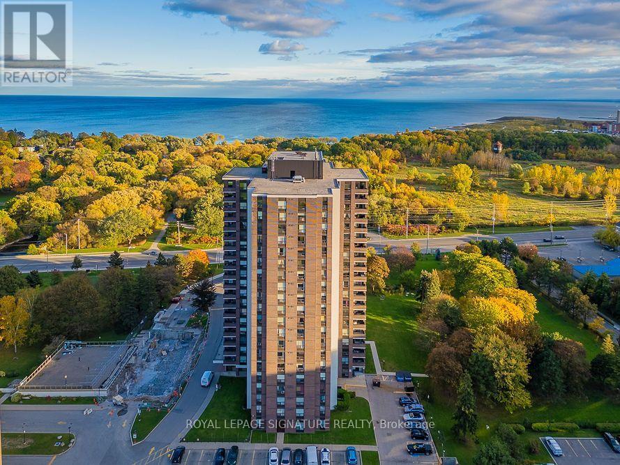 1708 - 1515 Lakeshore Road, Mississauga, Ontario  L5E 3E3 - Photo 2 - W14081406