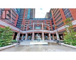 734 - 830 LAWRENCE AVENUE W, Toronto, Ontario