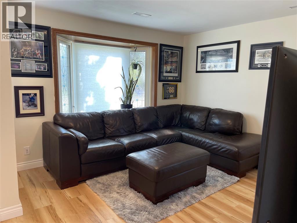 580 Cromwell Street, Sarnia, Ontario  N7T 3Z4 - Photo 4 - 26024802