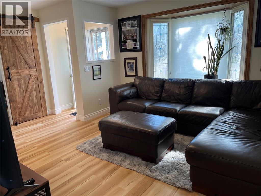 580 Cromwell Street, Sarnia, Ontario  N7T 3Z4 - Photo 5 - 26024802