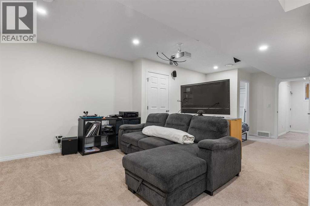 124 South Point Court Sw, Airdrie, Alberta  T4B 4K9 - Photo 28 - A2352396