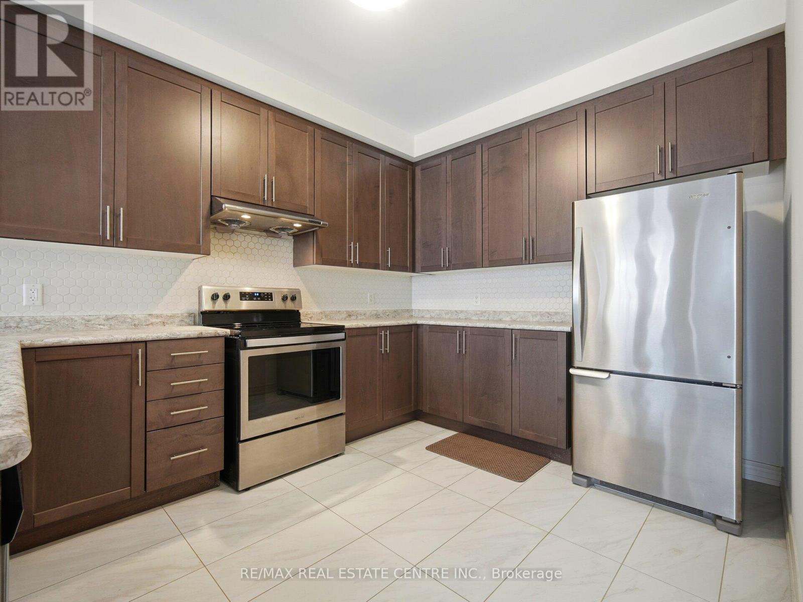 109 Fruitvale Circle, Brampton, Ontario  L7A 5C4 - Photo 16 - W13784576