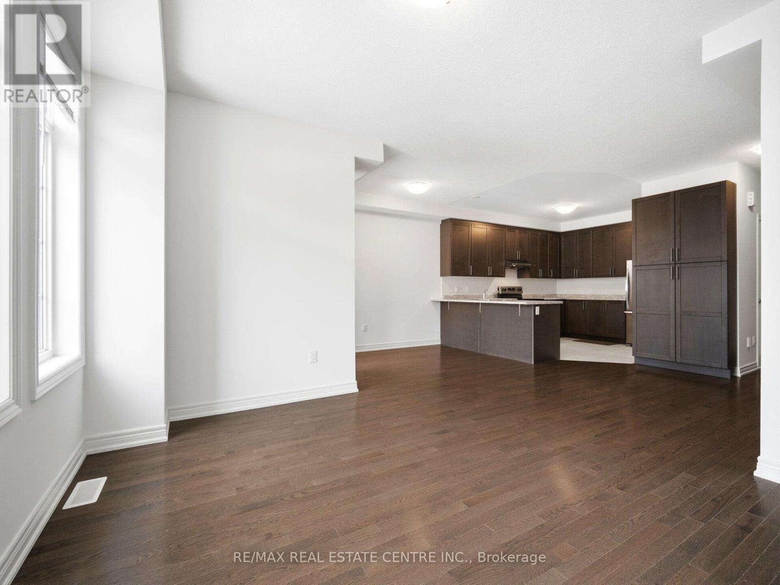 109 Fruitvale Circle, Brampton, Ontario  L7A 5C4 - Photo 11 - W13784576