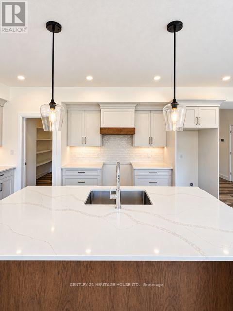 134 Aspen Parkway W, Aylmer, Ontario  N5H 3H7 - Photo 3 - X13557410