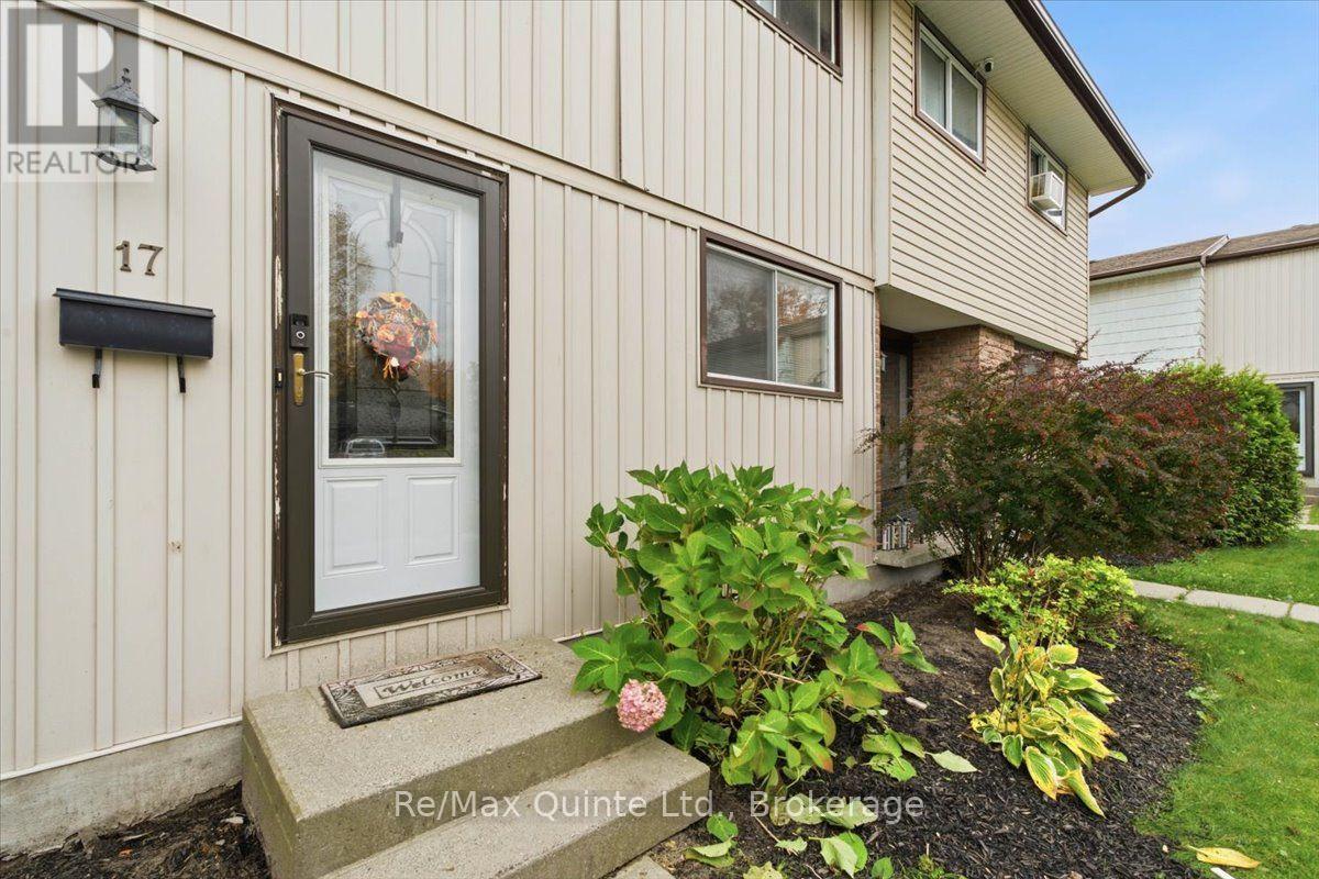 17 - 17 Tiffany Place, Quinte West (Trenton Ward), Ontario  K8V 6A3 - Photo 3 - X14085266