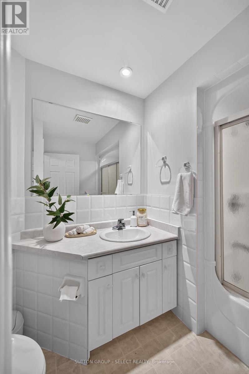 8 Kennedy Court, Middlesex Centre, Ontario  N0M 2A0 - Photo 22 - X14085228