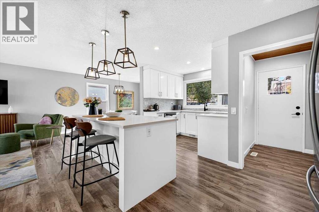 11219 Braniff Road SW, Calgary, Alberta  T2W 1C4 - Photo 11 - A2352103