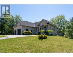 136/160 MECHANIC Street W, Waterford, Ontario