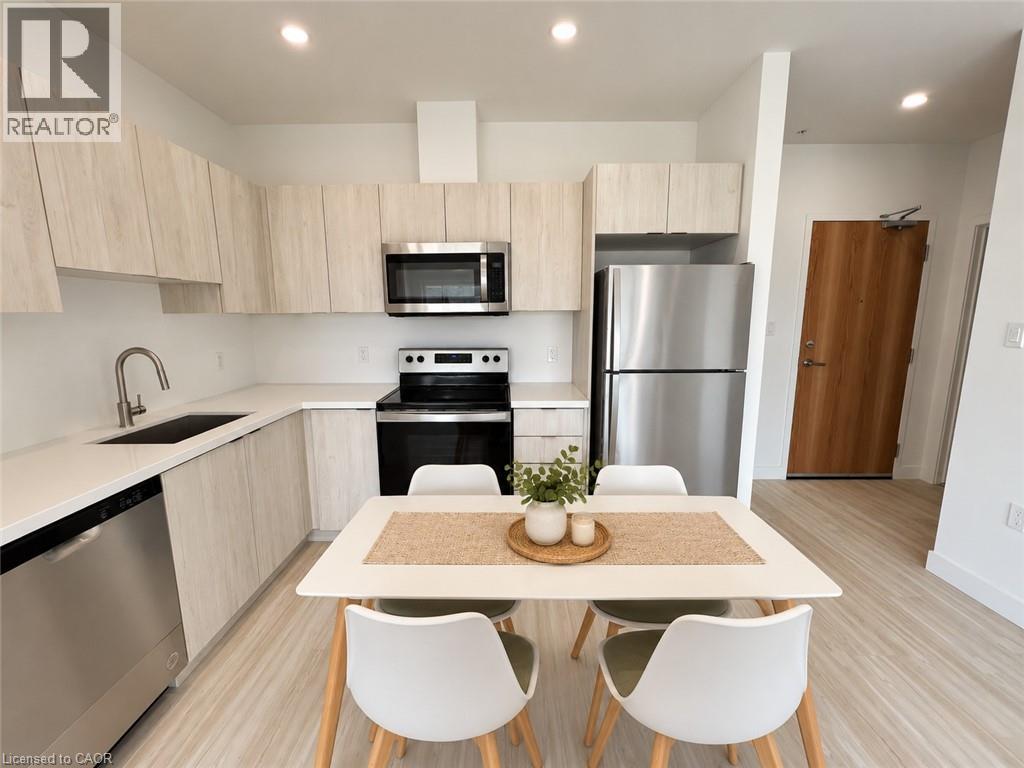 408 Dundas Street S Unit# 403, Cambridge, Ontario  N1R 0E8 - Photo 3 - 40854487