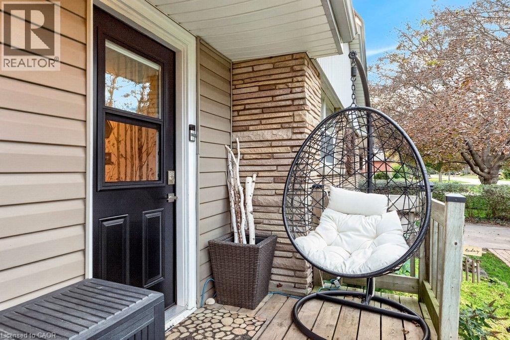 58 Hatton Drive, Ancaster, Ontario  L9G 2H6 - Photo 4 - 40871574
