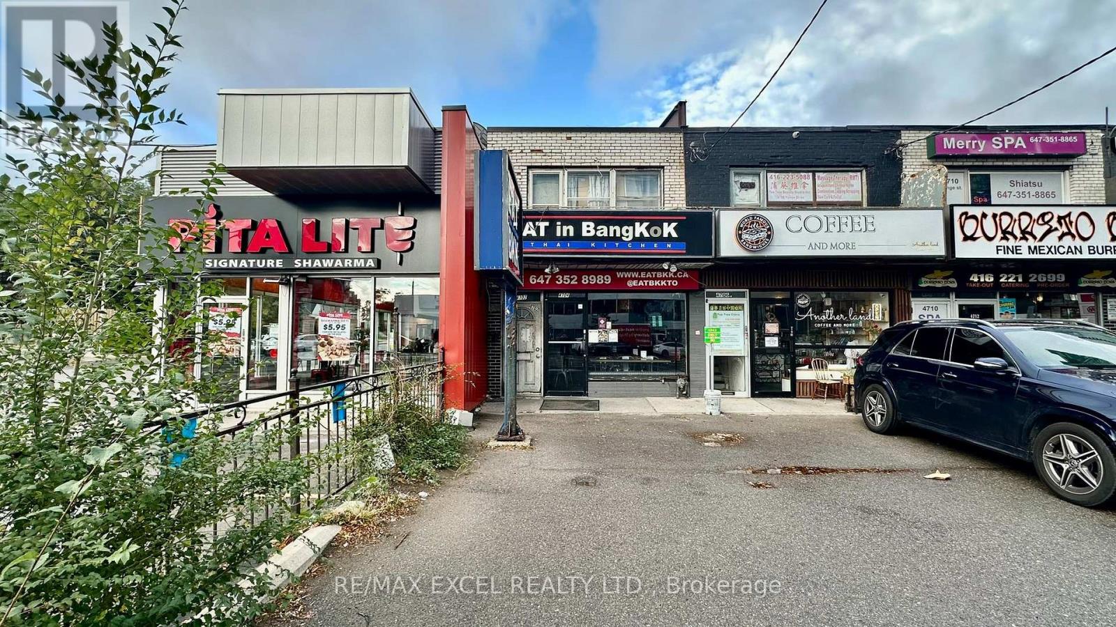 4704 YONGE STREET, Toronto, Ontario