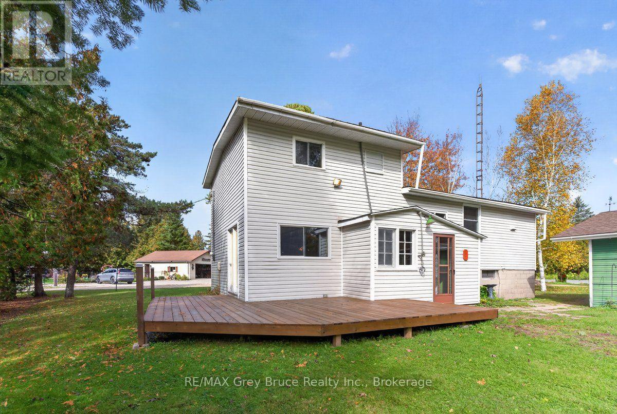 243 Mccullough Lake Drive, Chatsworth, Ontario  N0H 2V0 - Photo 17 - X14085222