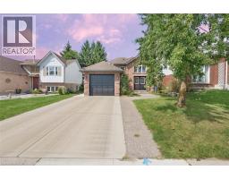 150 BANKSIDE Drive, Kitchener, Ontario