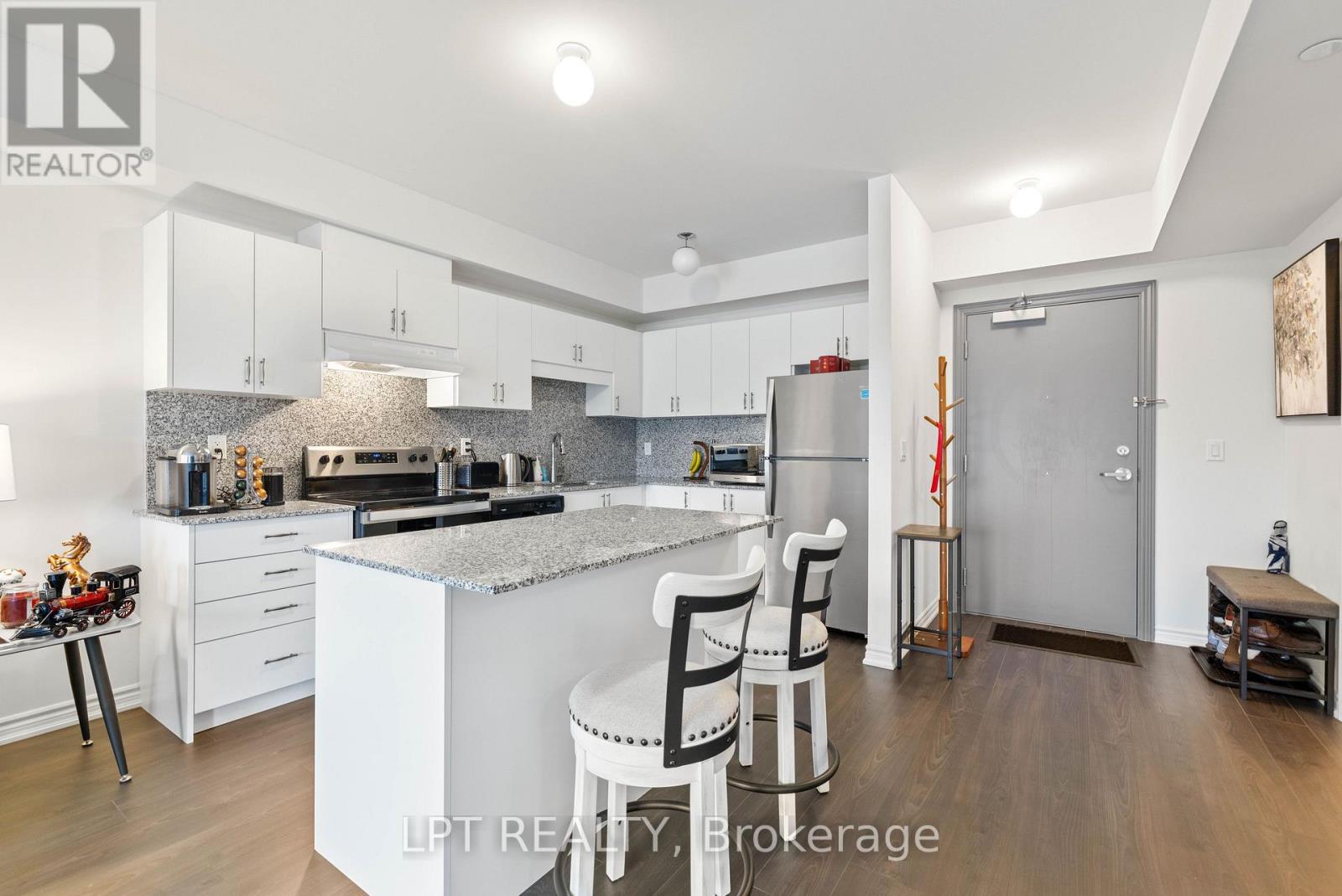 408 - 110 Grew Boulevard, Georgina, Ontario  L0E 1L0 - Photo 6 - N14085220
