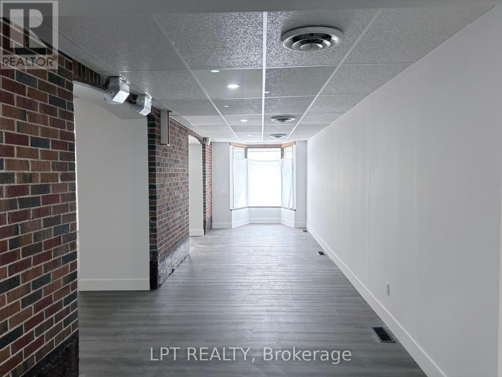 1 - 10 Ross Street, Barrie (City Centre), Ontario  L4N 1E7 - Photo 7 - S14085206