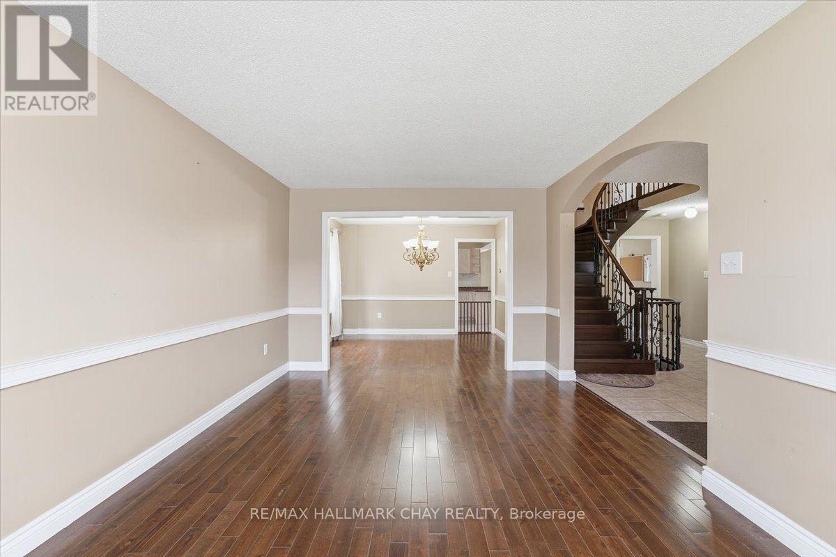 Main/upper - 484 Ferndale Drive N, Barrie (Northwest), Ontario  L4N 0S1 - Photo 4 - S14085326