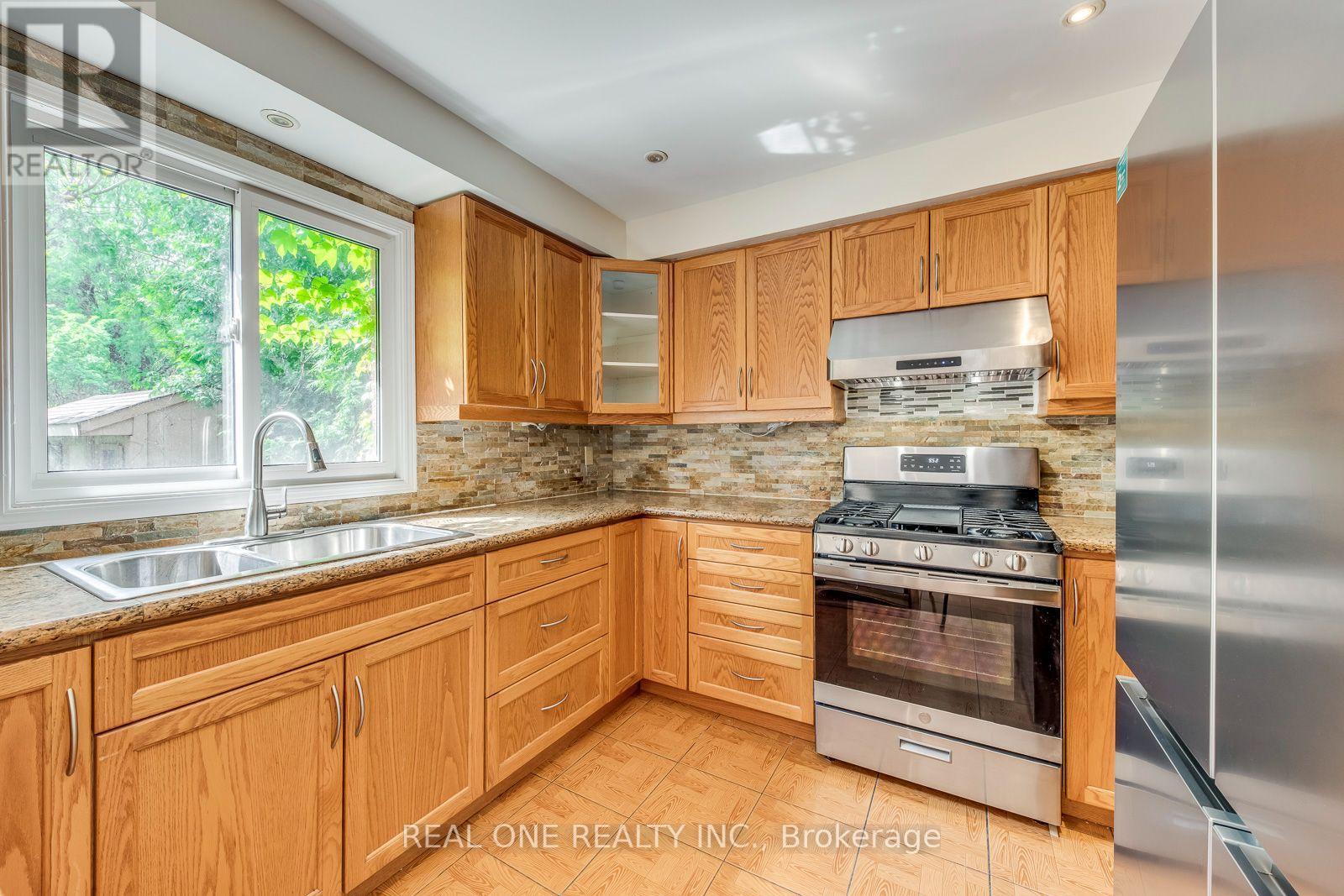 3310 Jackpine Road, Mississauga, Ontario  L5L 4P2 - Photo 10 - W14085238