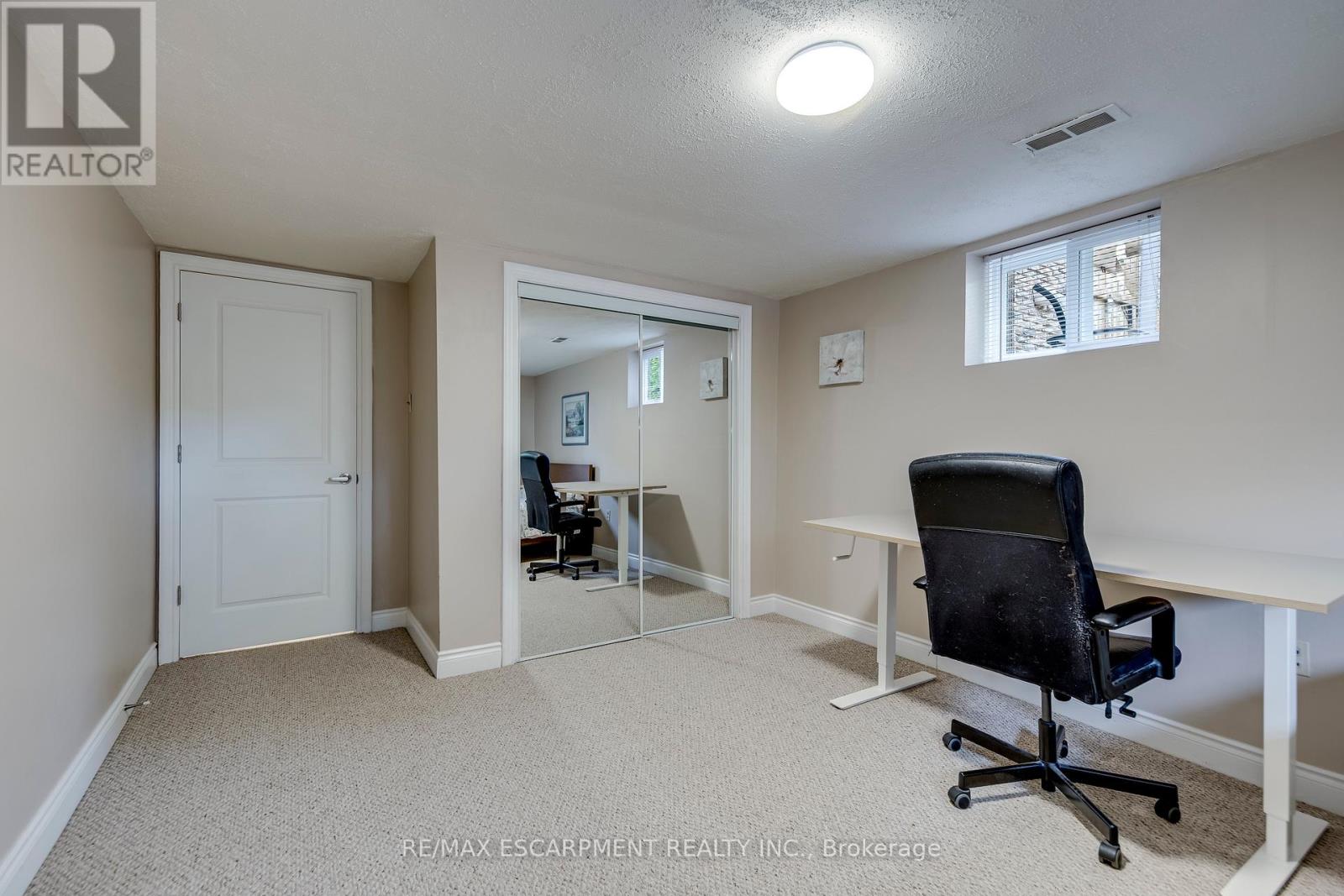 625 Belvenia Road, Burlington, Ontario  L7L 4Z3 - Photo 32 - W14085268