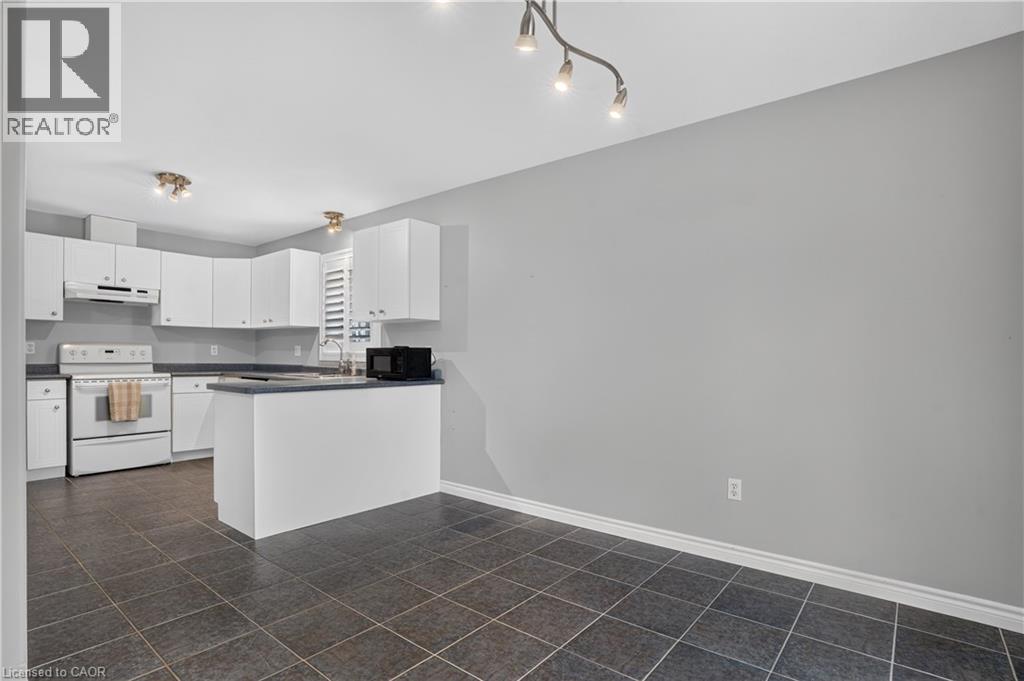 10 Pattison Place, Fergus, Ontario  N1M 3V1 - Photo 20 - 40871791