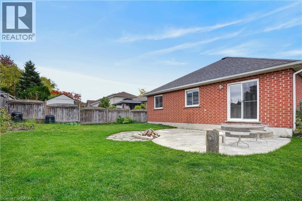 10 Pattison Place, Fergus, Ontario  N1M 3V1 - Photo 45 - 40871791