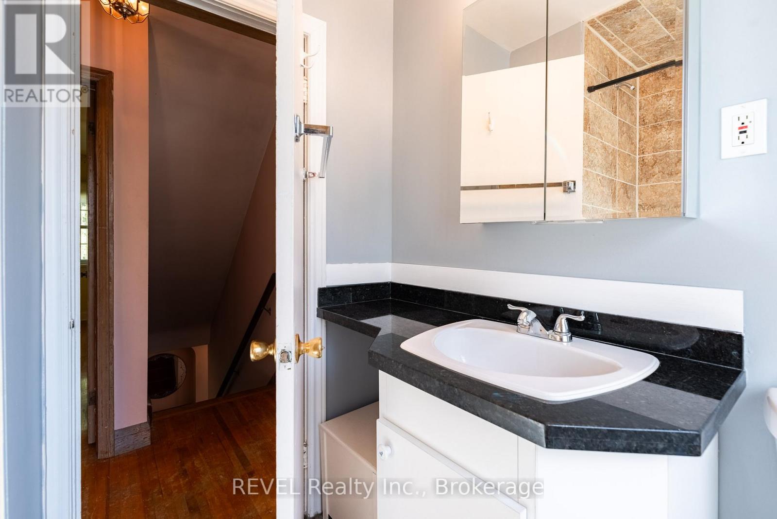 7044 Leeming Street, Niagara Falls, Ontario  L2G 1L3 - Photo 33 - X14085406