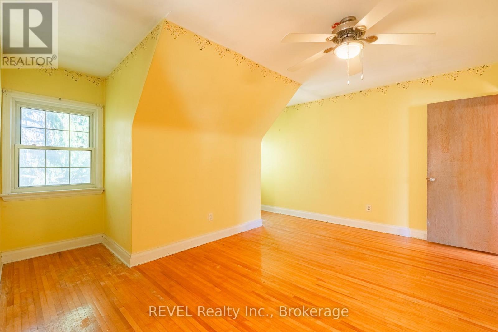 7044 Leeming Street, Niagara Falls, Ontario  L2G 1L3 - Photo 35 - X14085406