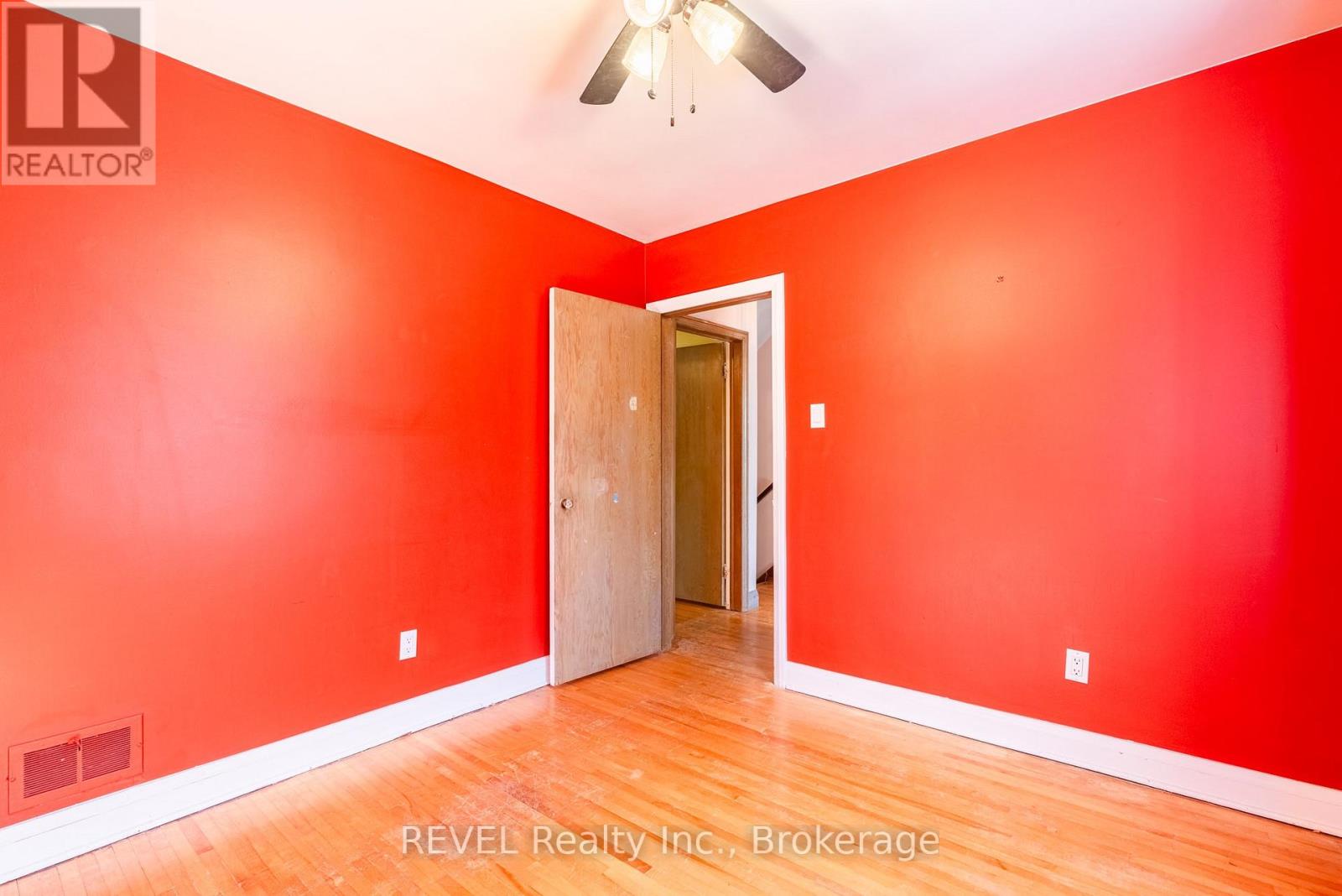 7044 Leeming Street, Niagara Falls, Ontario  L2G 1L3 - Photo 38 - X14085406